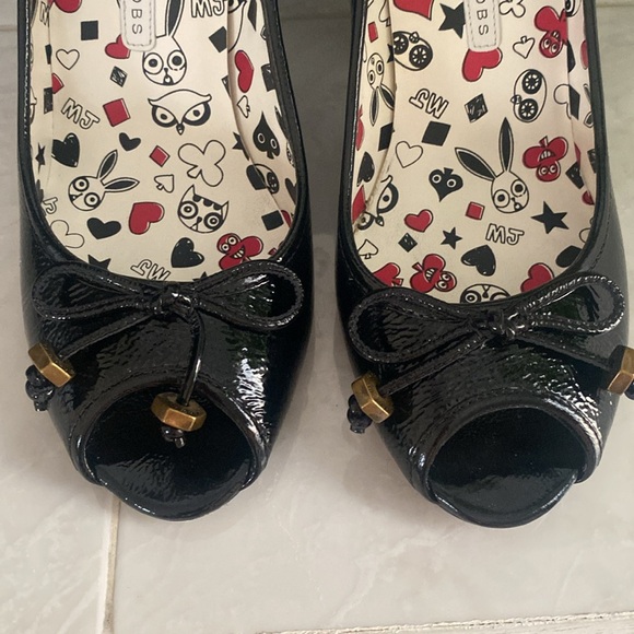 Marc by Marc Jacobs 101 Naplack Black parent leather peep toe heels - Picture 3 of 9